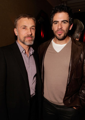 Eli Roth and Christoph Waltz at event of Negarbingi sunsnukiai (2009)