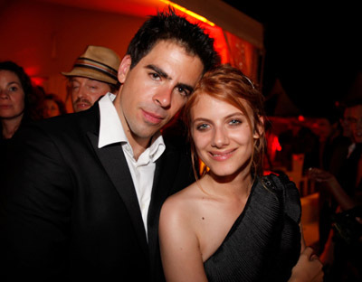 Mélanie Laurent and Eli Roth at event of Negarbingi sunsnukiai (2009)