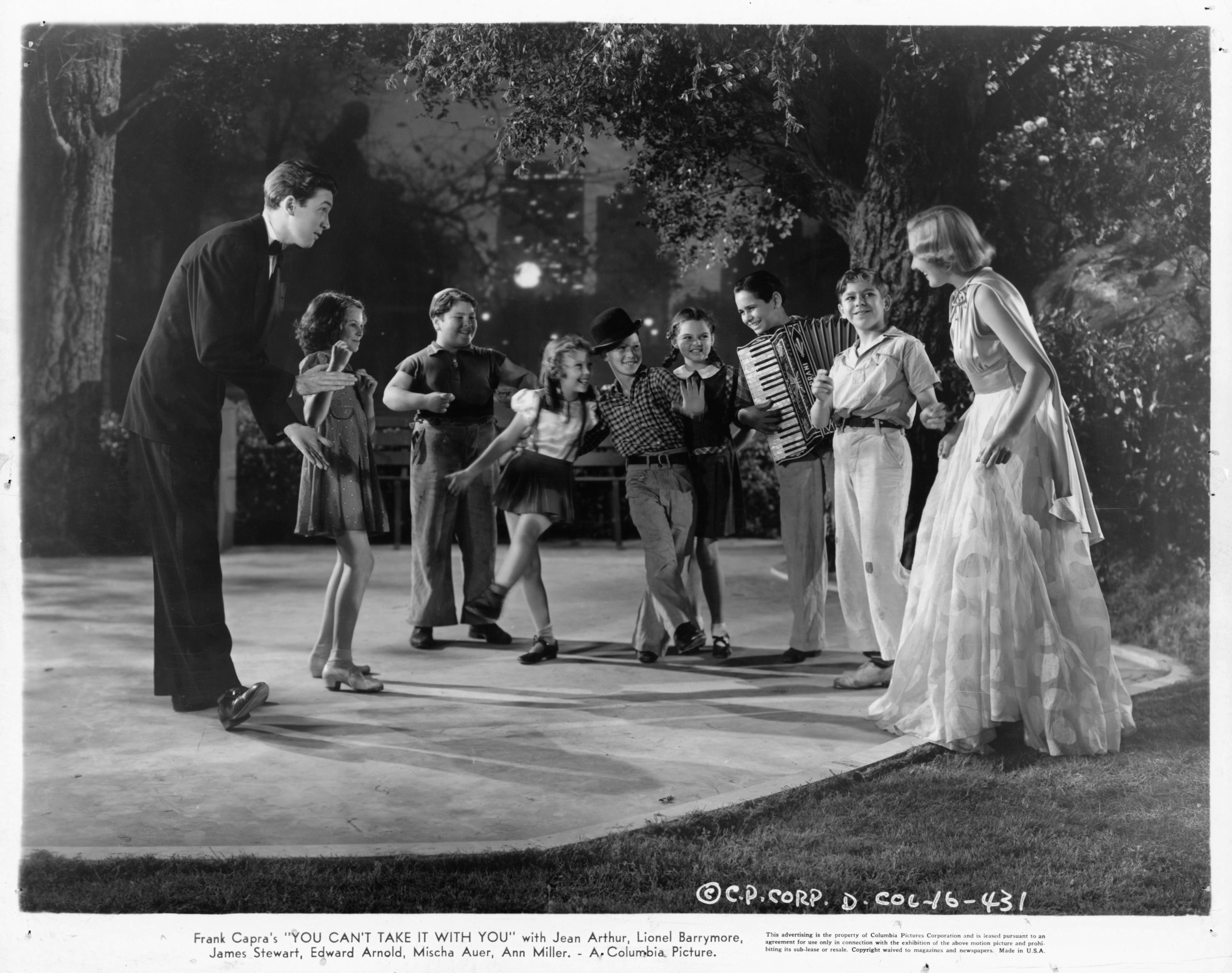 Still of James Stewart, Jean Arthur, Dorothy Babb, Gloria Browne, Roland Dupree, Joe Geil and Marion C. Rotolo in You Can't Take It With You (1938)