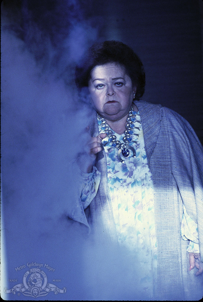 Still of Zelda Rubinstein in Poltergeist III (1988)