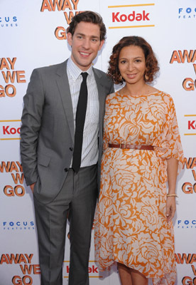 Maya Rudolph and John Krasinski at event of Away We Go (2009)