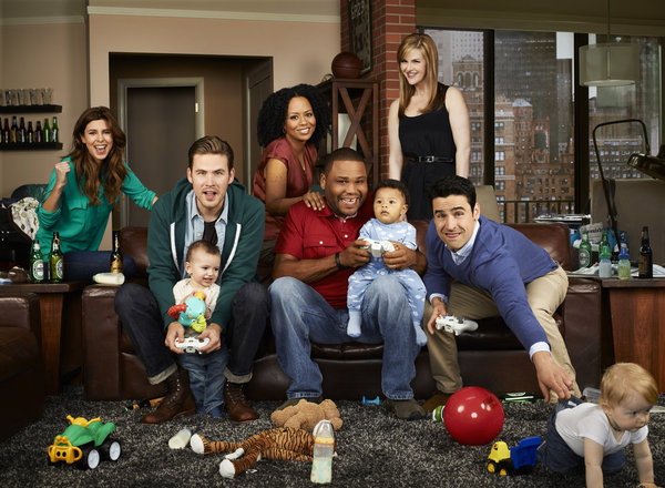 Still of Anthony Anderson, Tempestt Bledsoe, Jesse Bradford, Sara Rue and Zach Cregger in Guys with Kids (2012)