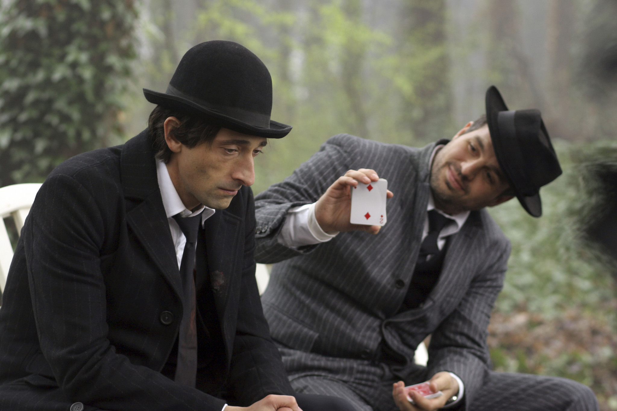 Still of Adrien Brody and Mark Ruffalo in The Brothers Bloom (2008)