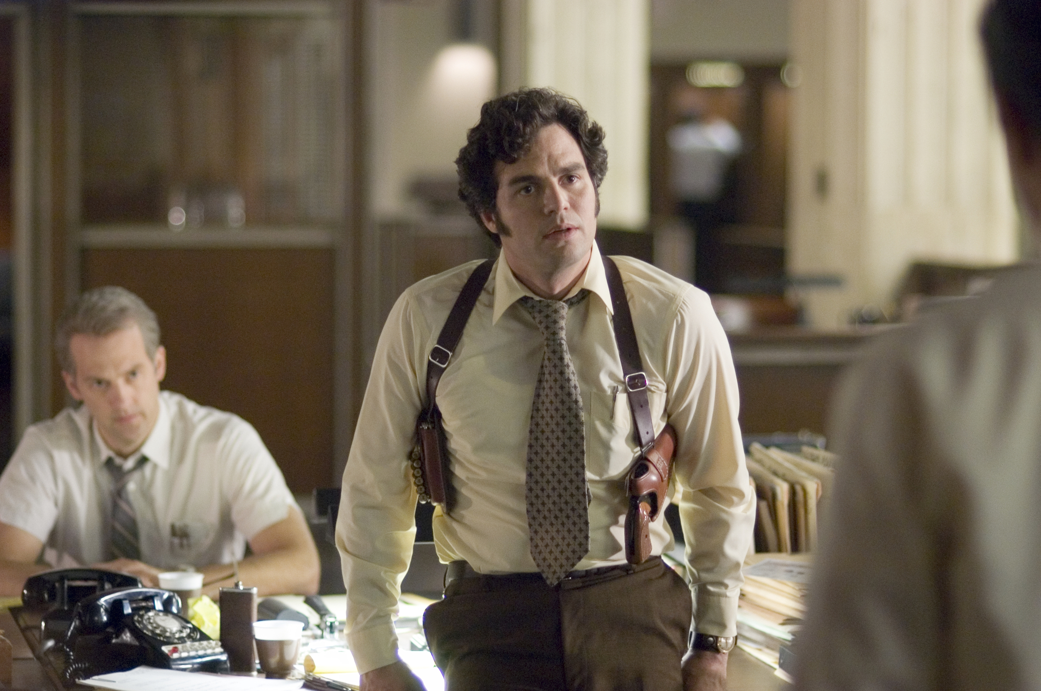 Still of Anthony Edwards and Mark Ruffalo in Zodiac (2007)