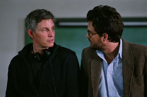 John Curran and Mark Ruffalo in We Don't Live Here Anymore (2004)