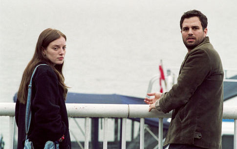 Still of Sarah Polley and Mark Ruffalo in My Life Without Me (2003)