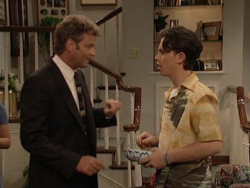 Still of William Russ and Rider Strong in Boy Meets World (1993)