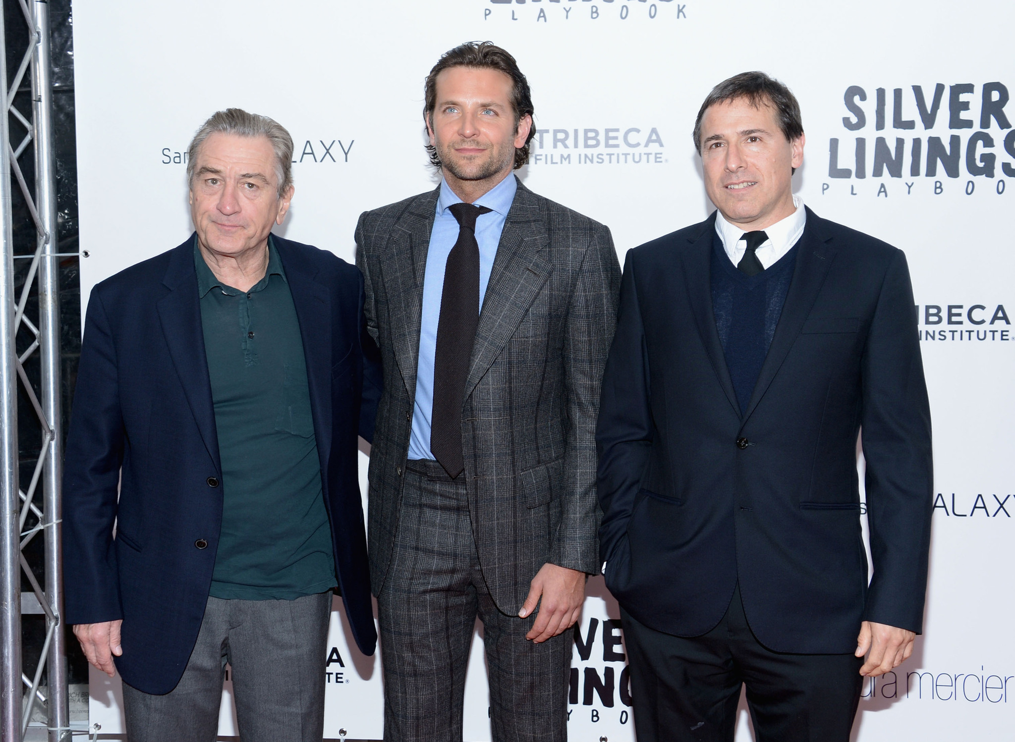 Robert De Niro, Bradley Cooper and David O. Russell at event of Optimisto istorija (2012)