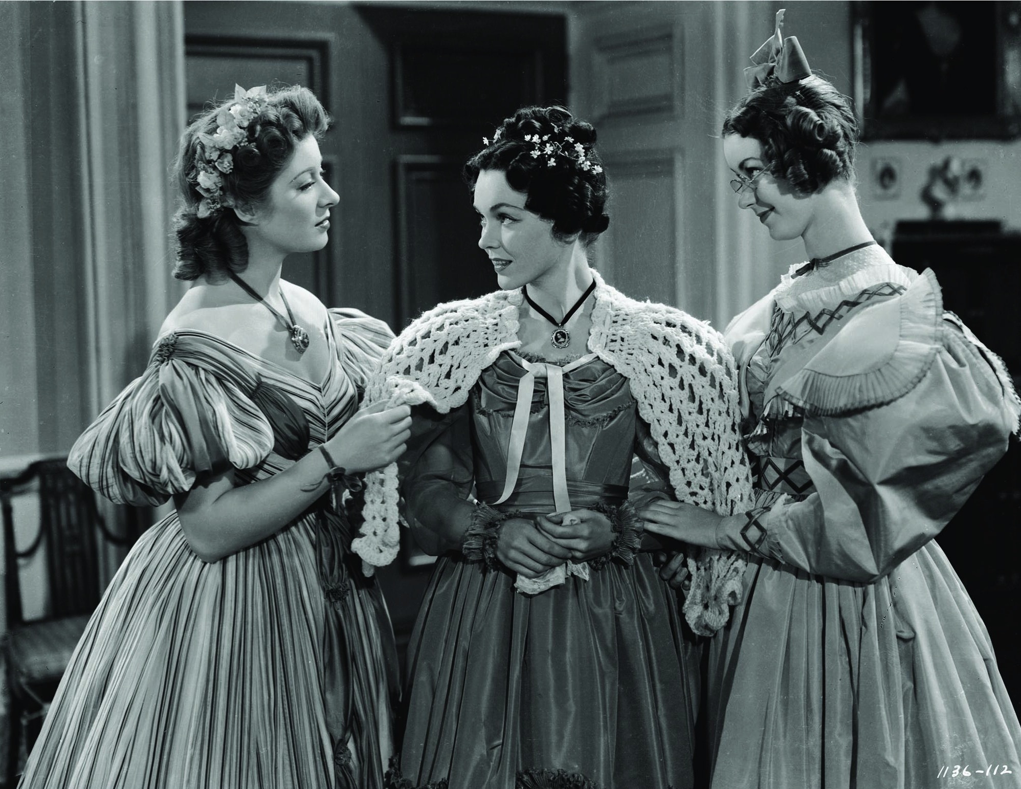 Still of Maureen O'Sullivan, Greer Garson, Edward Ashley, Marsha Hunt and Ann Rutherford in Pride and Prejudice (1940)