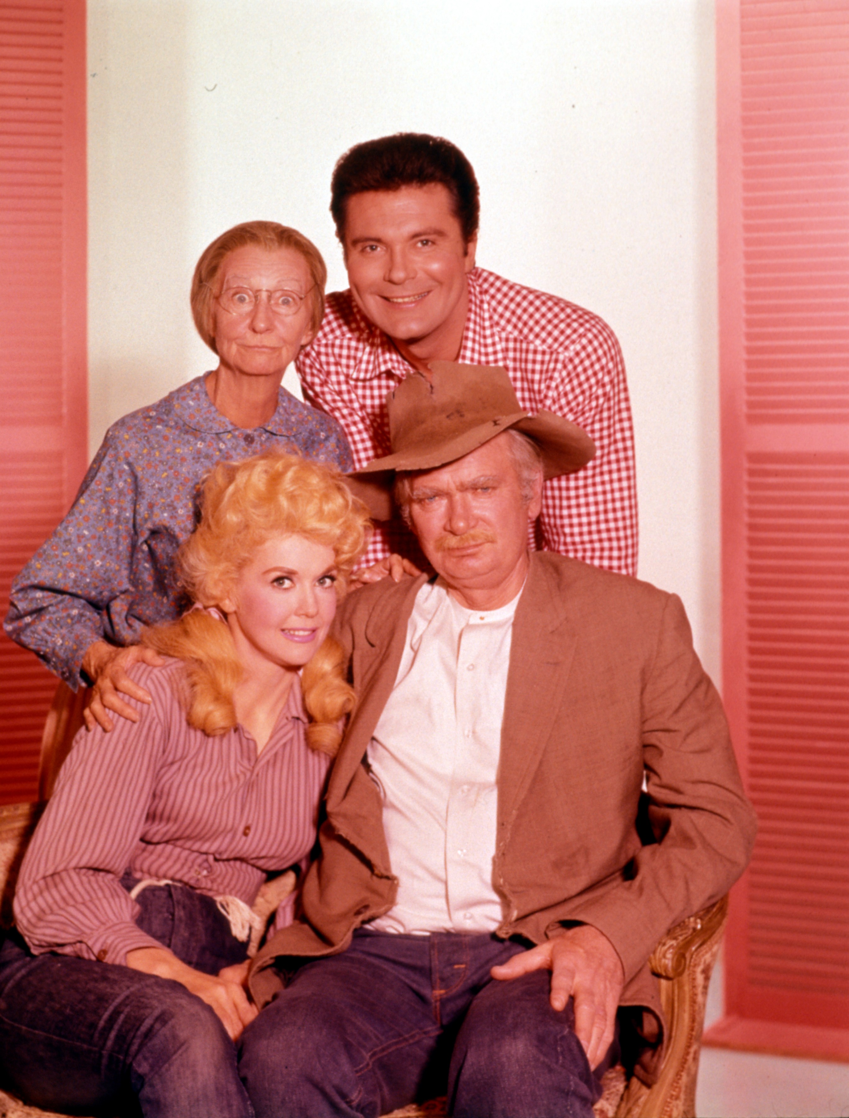 Still of Buddy Ebsen, Max Baer Jr., Donna Douglas and Irene Ryan in The Beverly Hillbillies (1962)