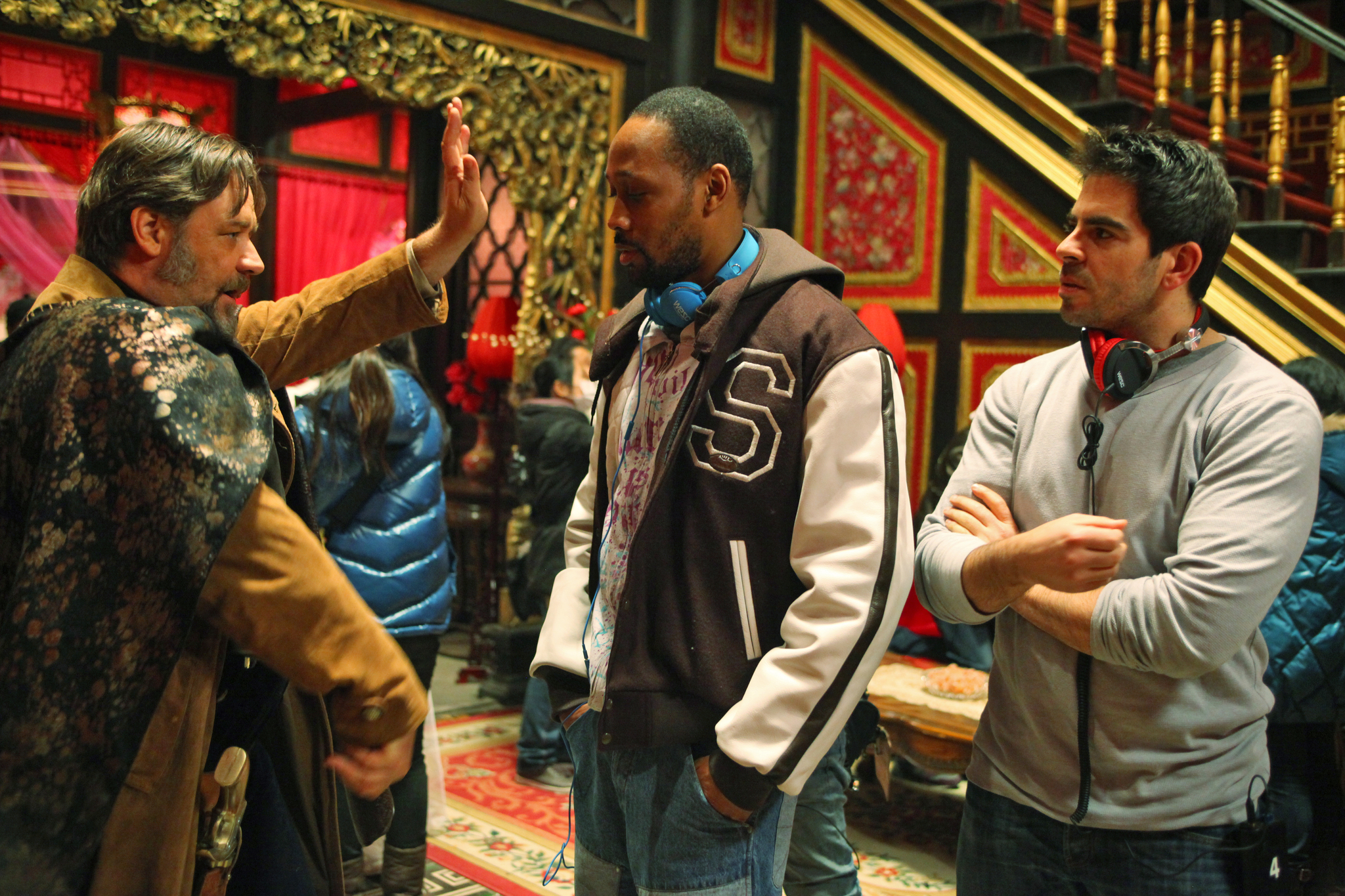 Russell Crowe, Eli Roth and RZA in The Man with the Iron Fists (2012)