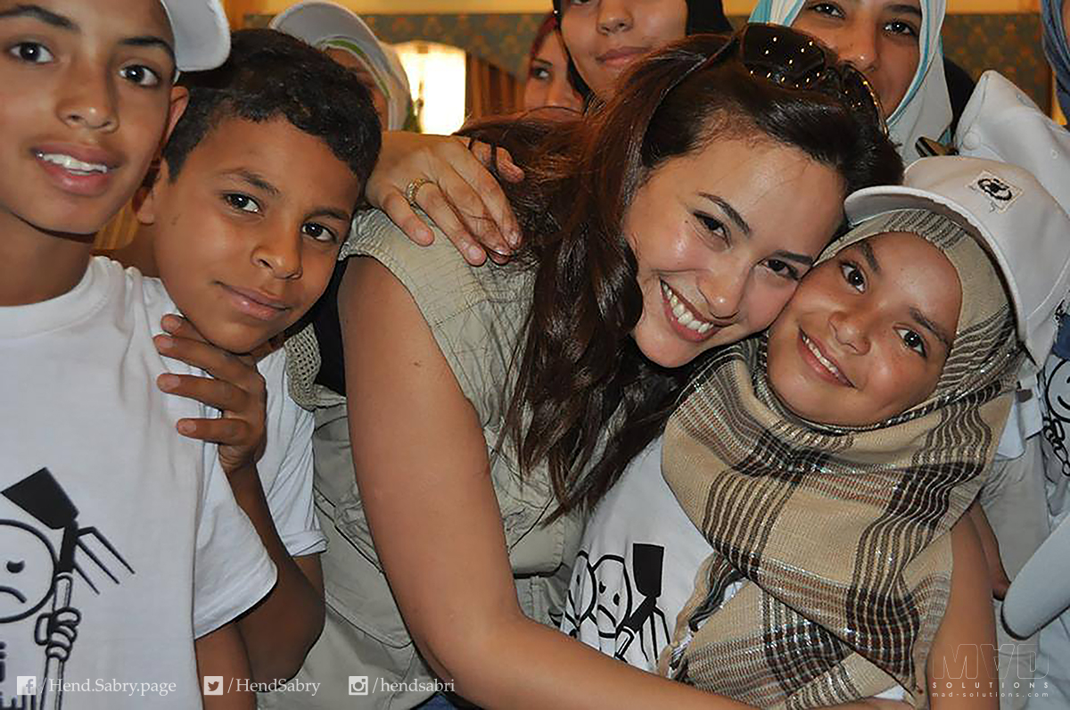 Hend Sabry with her Young fans