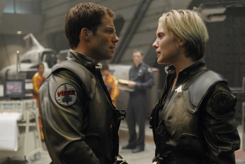 Still of Jamie Bamber and Katee Sackhoff in Battlestar Galactica (2004)