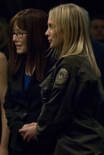 Still of Mary McDonnell and Katee Sackhoff in Battlestar Galactica (2004)