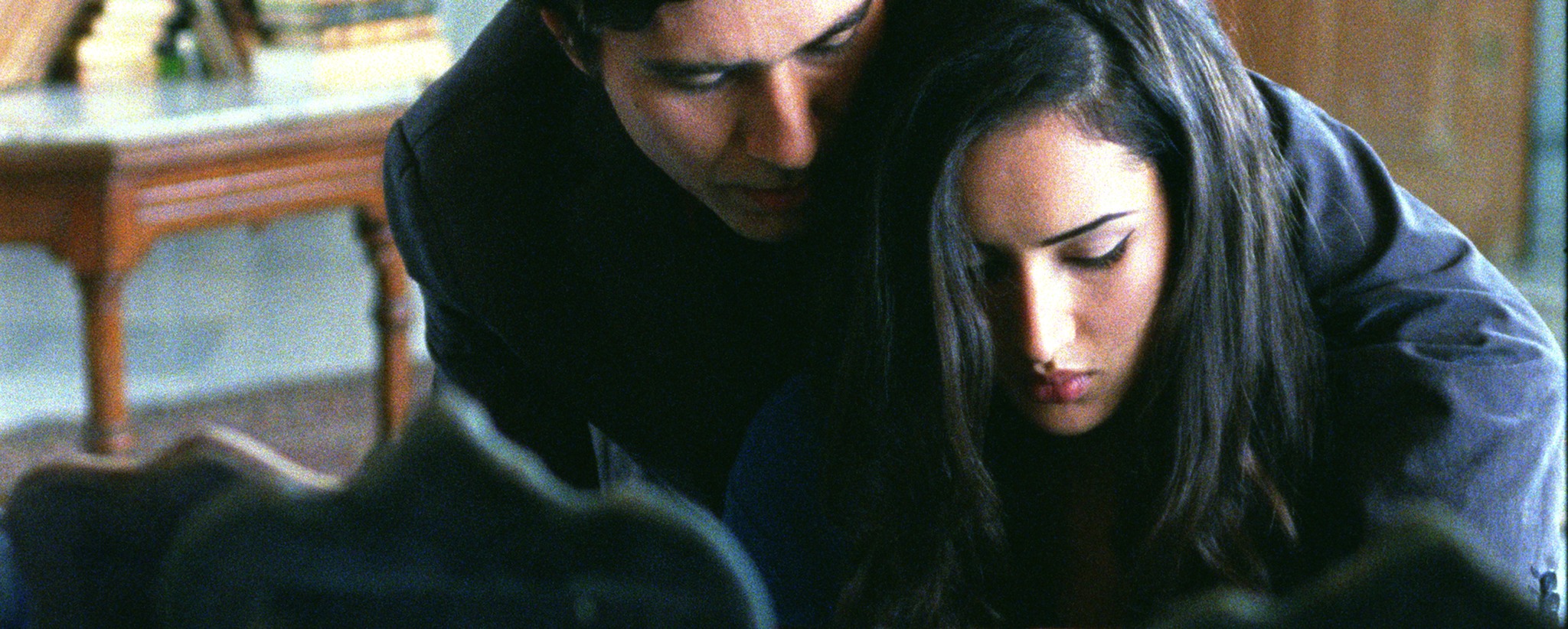 Still of Reza Safai and Sarah Kazemy in Circumstance (2011)