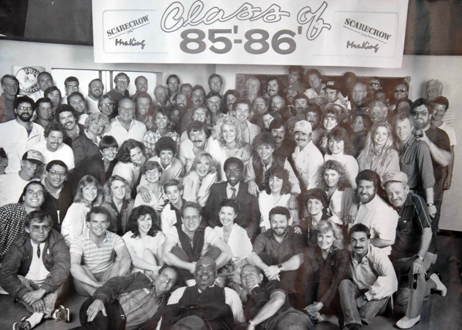 Dennis with cast & crew of Scarecrow & Mrs. King 85-86