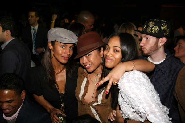 Chenoa Maxwell and Zoe Saldana