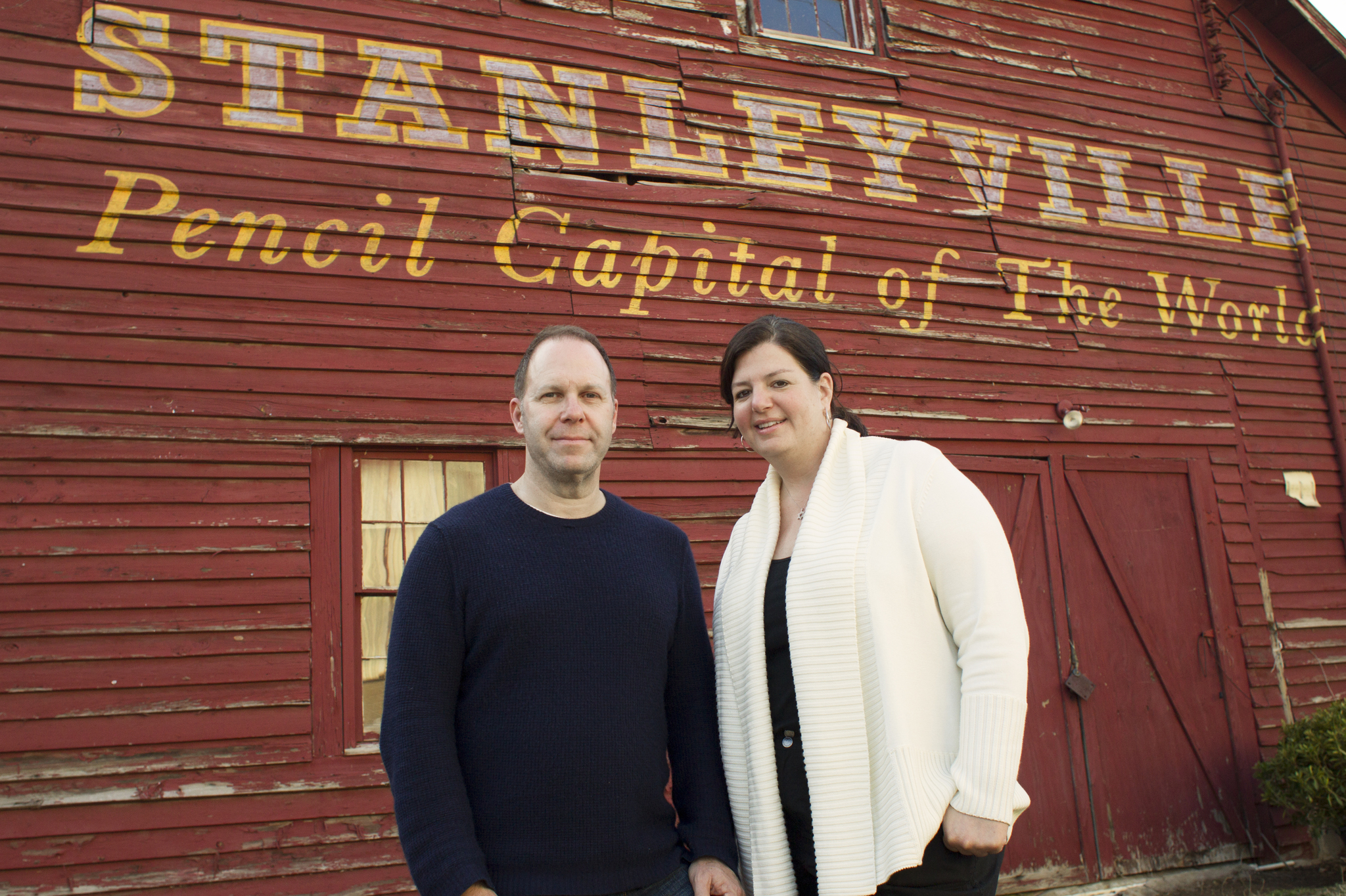 Scott Sanders and Mara Jacobs in The Odd Life of Timothy Green (2012)