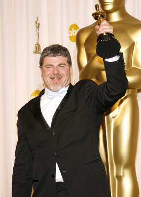 Gustavo Santaolalla at event of The 79th Annual Academy Awards (2007)