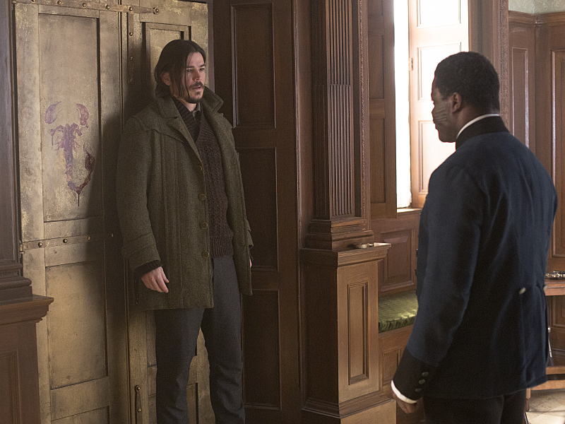 Still of Josh Hartnett and Danny Sapani in Penny Dreadful (2014)