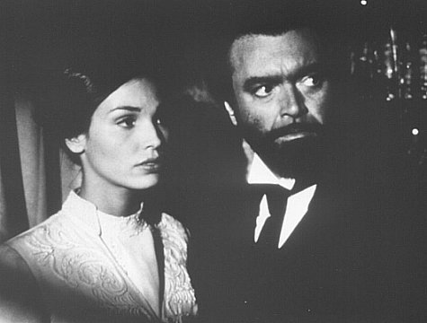 Still of Diego Abatantuono and Inés Sastre in Il testimone dello sposo (1997)