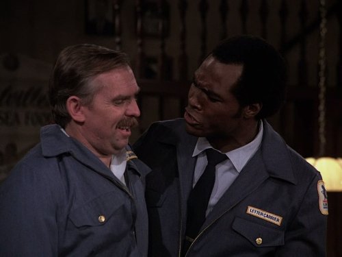 Still of John Ratzenberger and Sam Scarber in Cheers (1982)