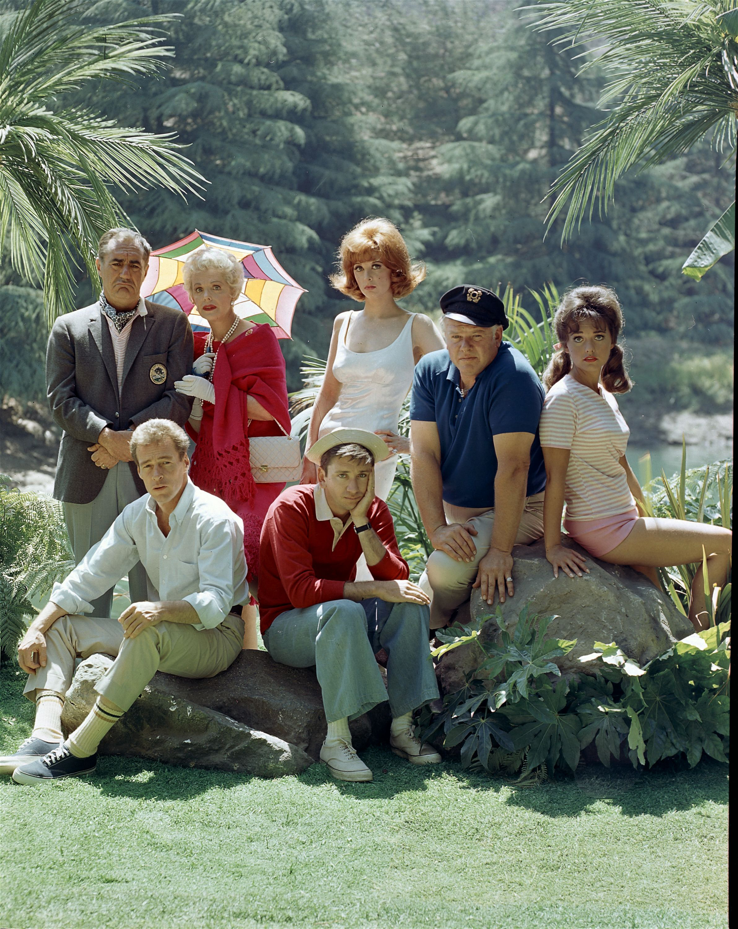 Still of Jim Backus, Bob Denver, Alan Hale Jr., Tina Louise, Russell Johnson, Natalie Schafer and Dawn Wells in Gilligan's Island (1964)