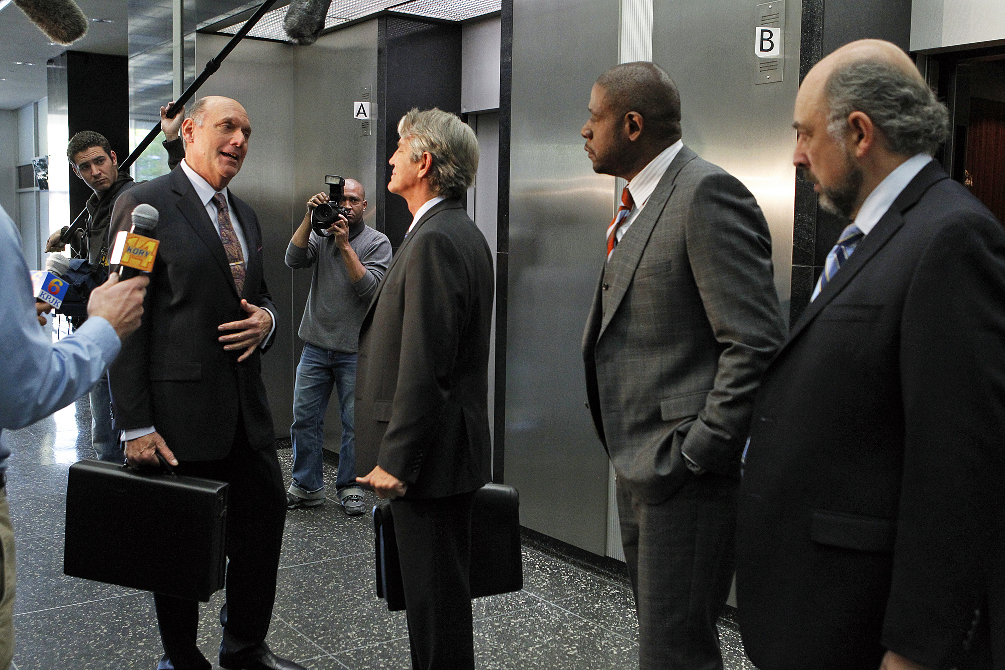 Still of Eric Roberts, Forest Whitaker, H. Richard Greene and Richard Schiff in Criminal Minds: Suspect Behavior (2011)