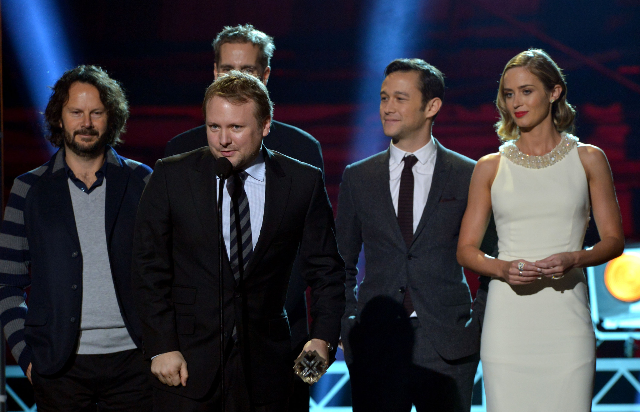 Ram Bergman, Joseph Gordon-Levitt, Rian Johnson, Peter Schlessel and Emily Blunt at event of Laiko kilpa (2012)