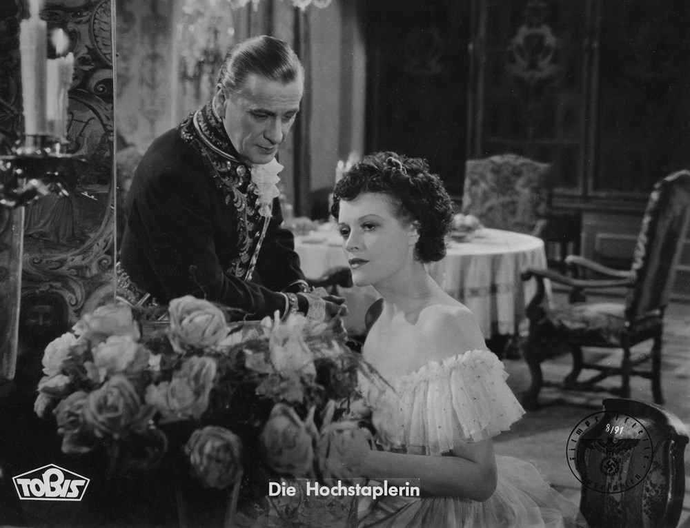 Still of Karl Ludwig Diehl and Sybille Schmitz in Die Hochstaplerin (1944)