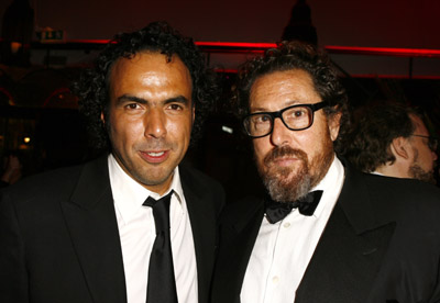 Alejandro González Iñárritu and Julian Schnabel at event of Babelis (2006)