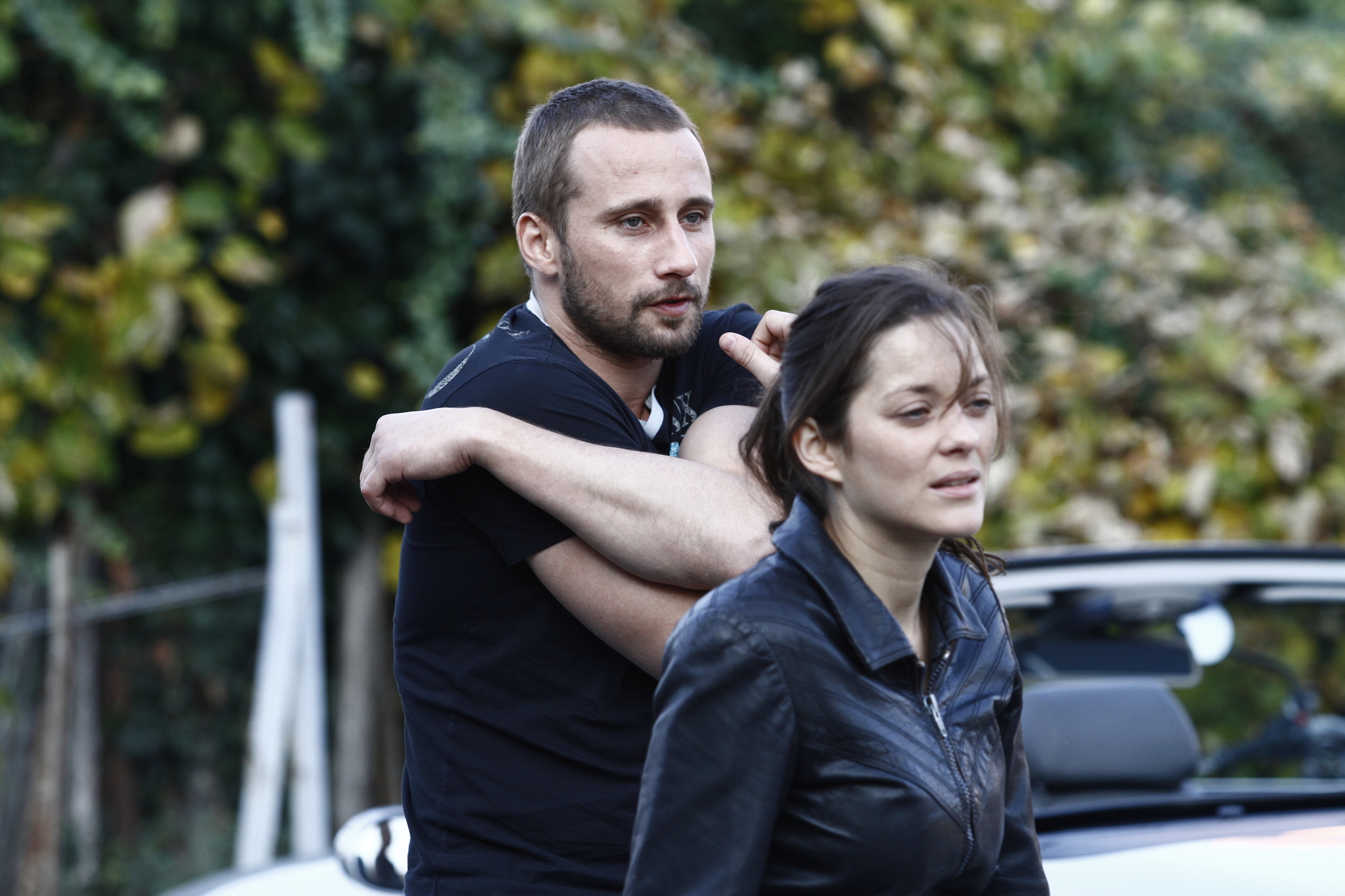 Still of Marion Cotillard and Matthias Schoenaerts in De rouille et d'os (2012)