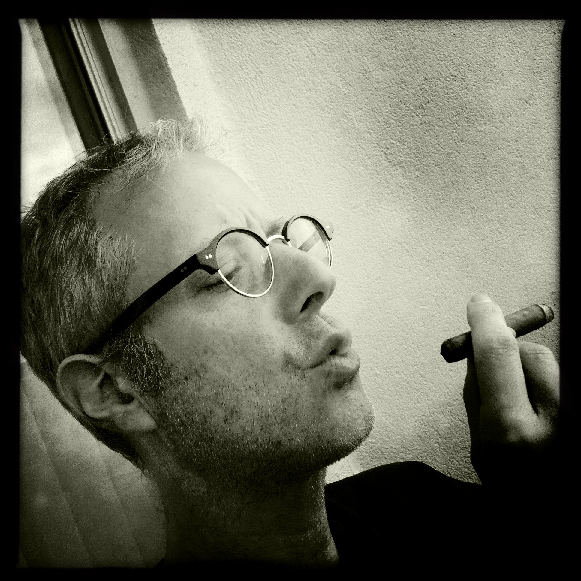 I don't smoke cigars but it's a good photo from my friend Cindy.