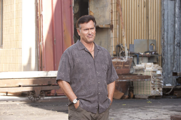 Still of Bruce Campbell in Vilko bilietas (2007)