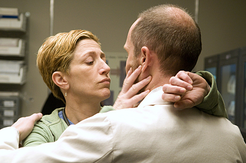 Still of Edie Falco and Paul Schulze in Nurse Jackie (2009)