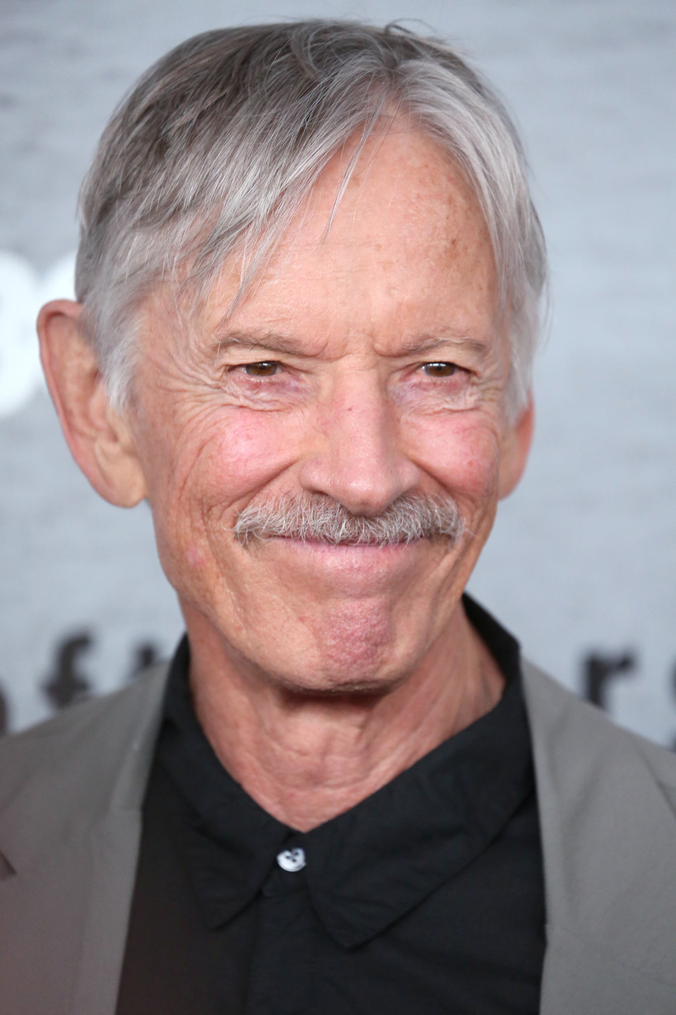 Scott Glenn and June Scott at event of The Leftovers (2014)