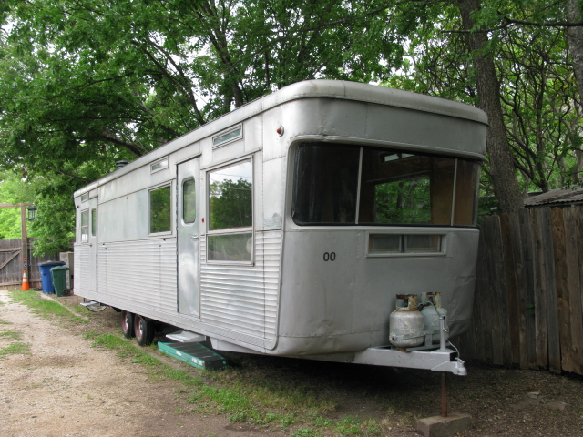 pristine 1958 Spartan that has been turned into living quarters. plug it in, move in, ultimate appliance.