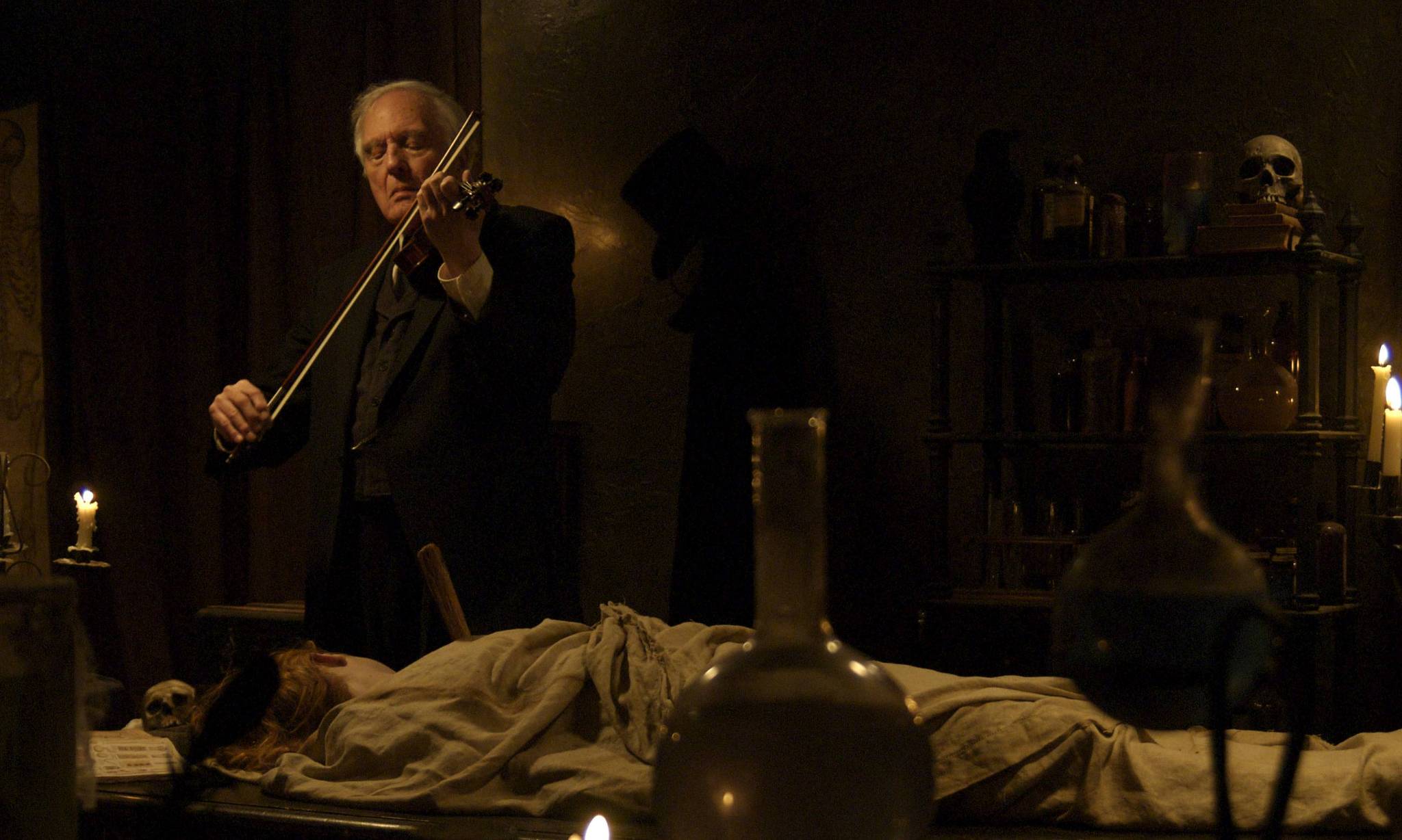 Still of Angus Scrimm in I Sell the Dead (2008)