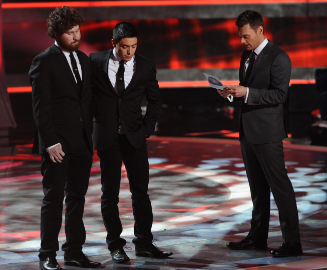 Still of Ryan Seacrest, Casey Abrams and Stefano Langone in American Idol: The Search for a Superstar (2002)