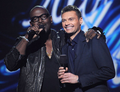 Ryan Seacrest and Randy Jackson at event of American Idol: The Search for a Superstar (2002)