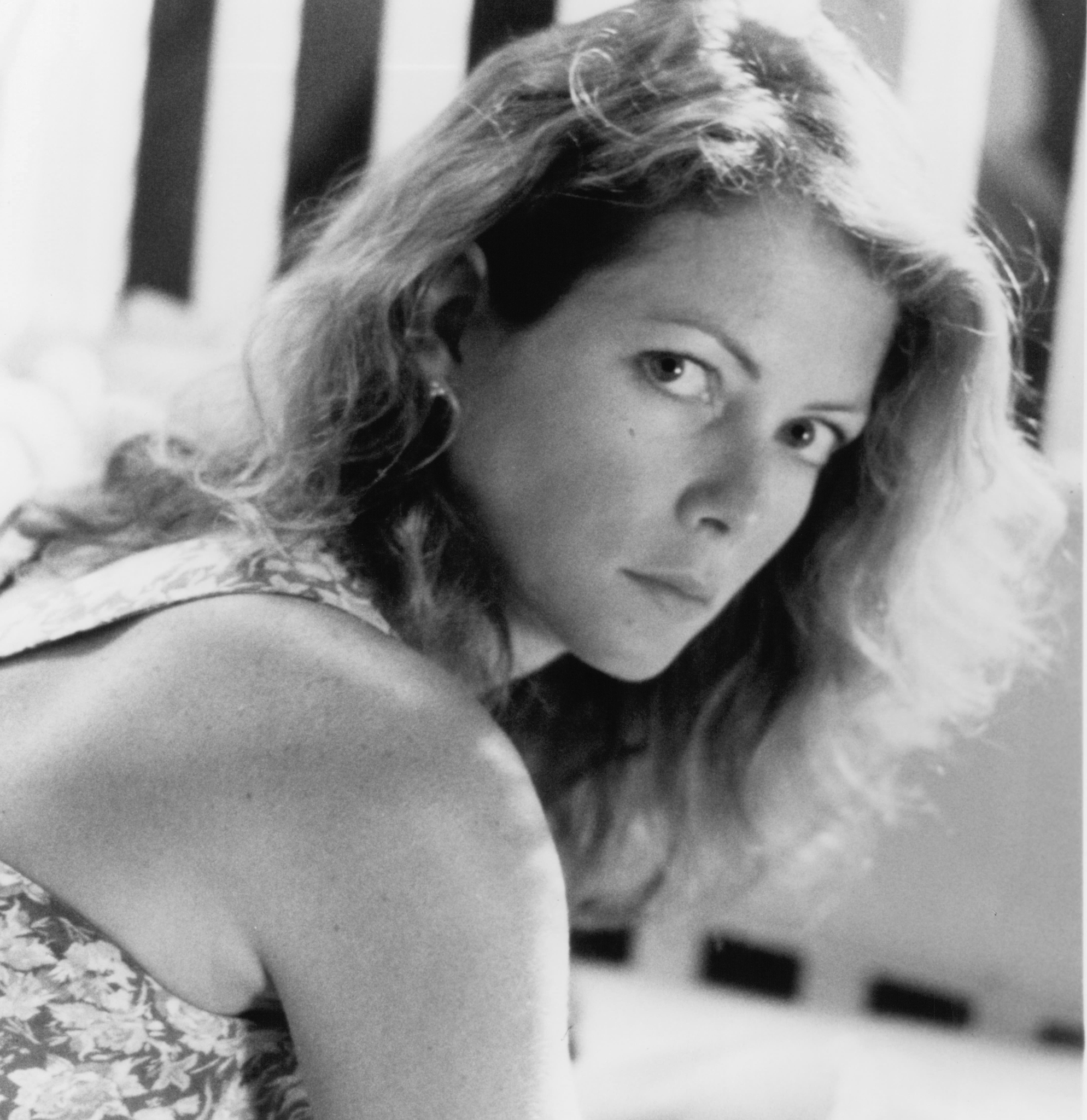 Still of Jenny Seagrove in The Guardian (1990)