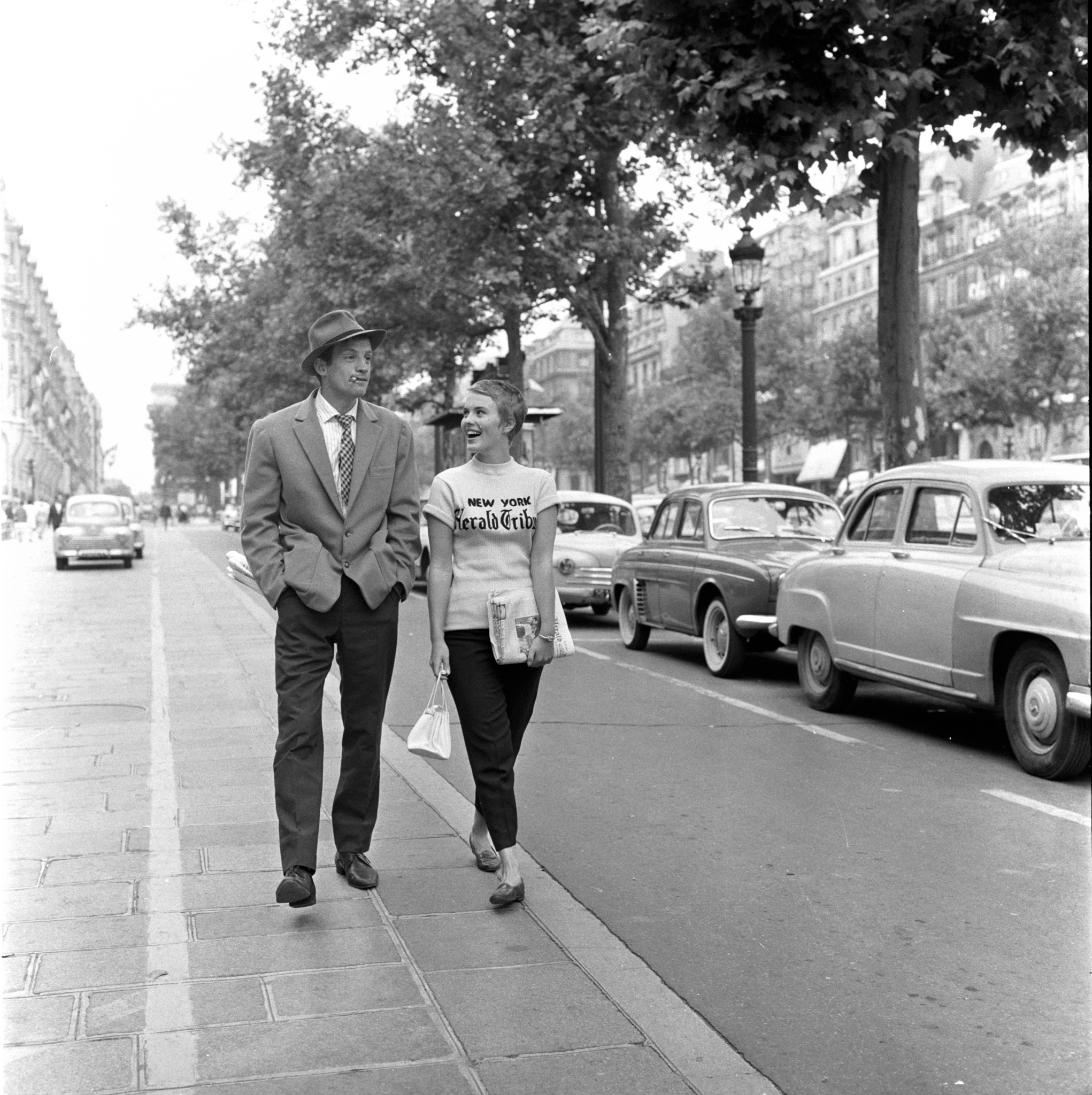 Still of Jean-Paul Belmondo and Jean Seberg in À bout de souffle (1960)