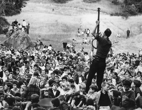 Still of Pete Seeger in Pete Seeger: The Power of Song (2007)
