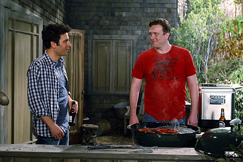 Still of Jason Segel and Josh Radnor in Kaip as susipazinau su jusu mama (2005)