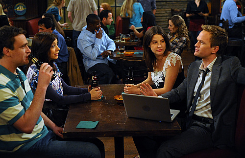 Still of Neil Patrick Harris, Alyson Hannigan, Jason Segel and Cobie Smulders in Kaip as susipazinau su jusu mama (2005)