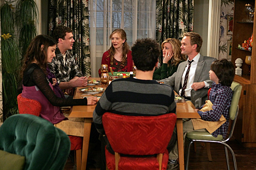 Still of Neil Patrick Harris, Alyson Hannigan, Frances Conroy, Jason Segel, Josh Radnor and Cobie Smulders in Kaip as susipazinau su jusu mama (2005)