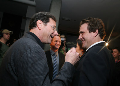 Bob Saget and Jason Segel at event of Kaip as susipazinau su jusu mama (2005)