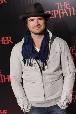 Matthew Settle at event of The Stepfather (2009)