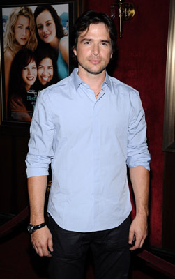 Matthew Settle at event of The Sisterhood of the Traveling Pants 2 (2008)