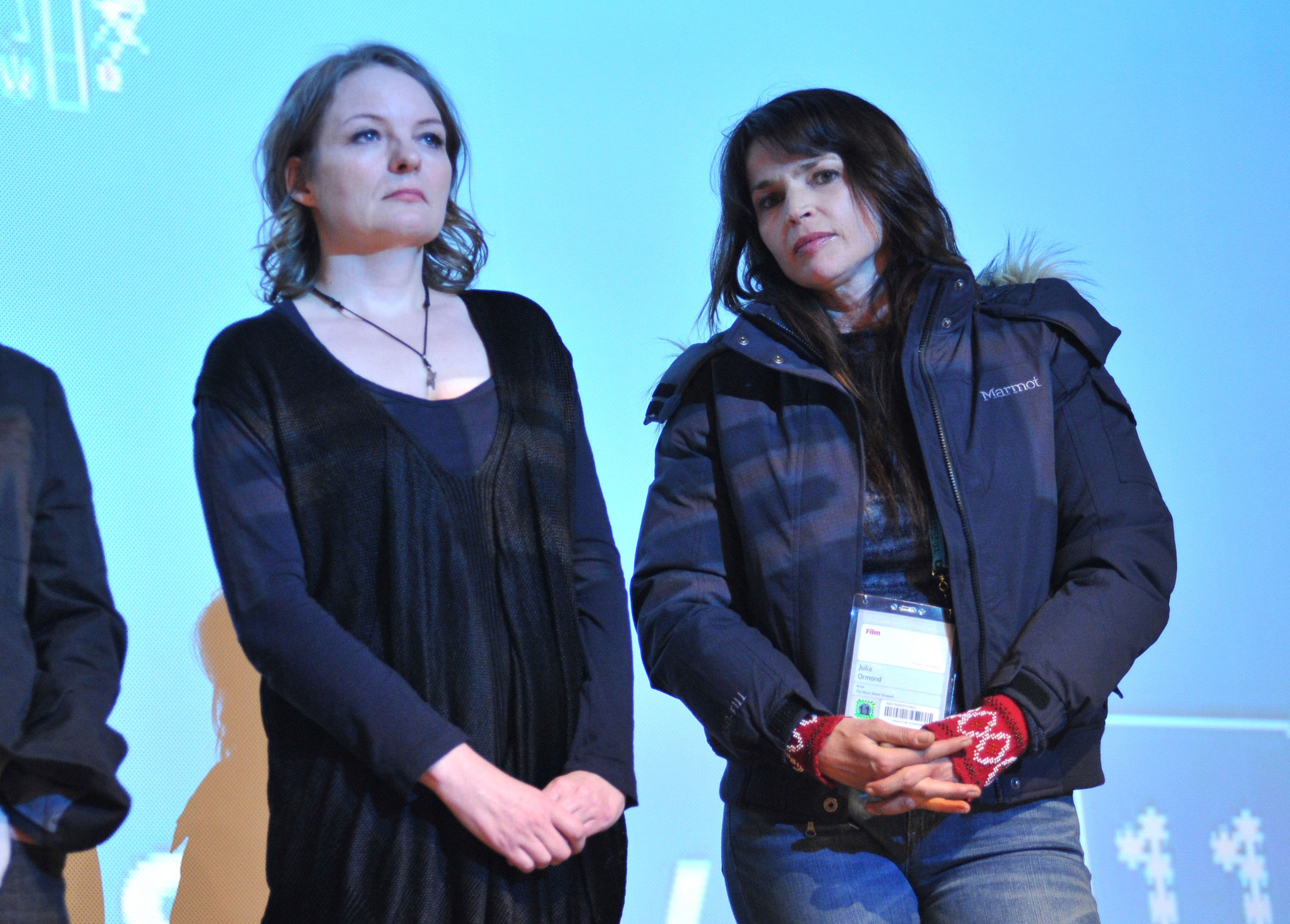 Julia Ormond and Cara Seymour at event of The Music Never Stopped (2011)